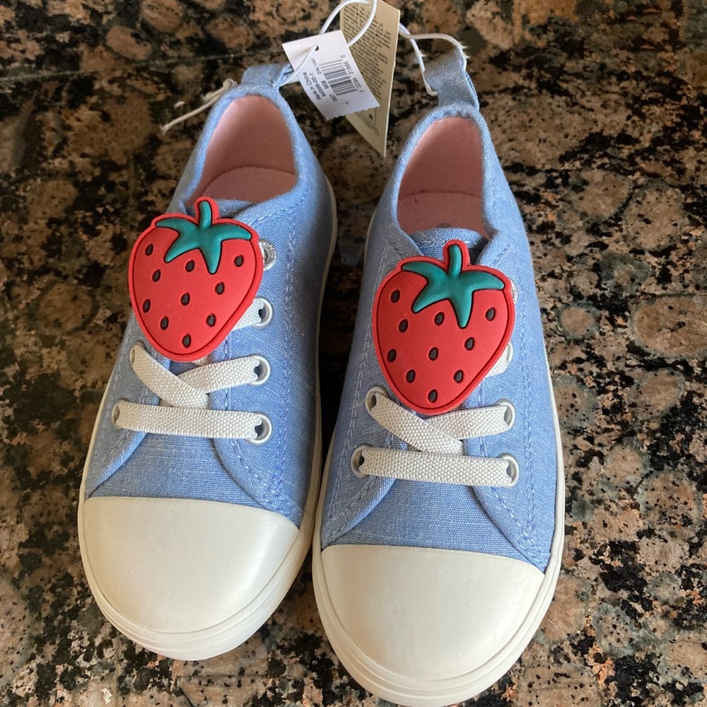 🍓 Old Navy Strawberry Sneakers 🍓